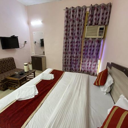 Hotel Rama Palace Katra  Exterior photo